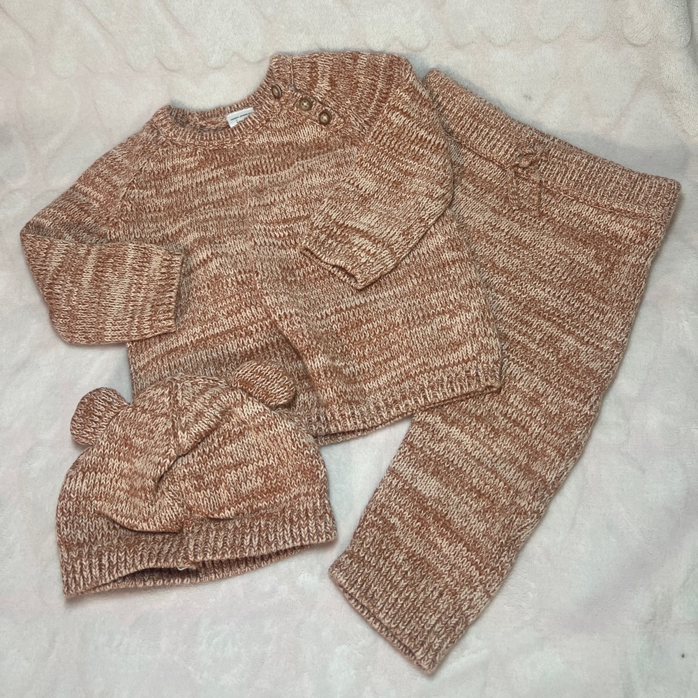 Carter's 3pc Knit Sweater Top & Pants Set size 6-9 months